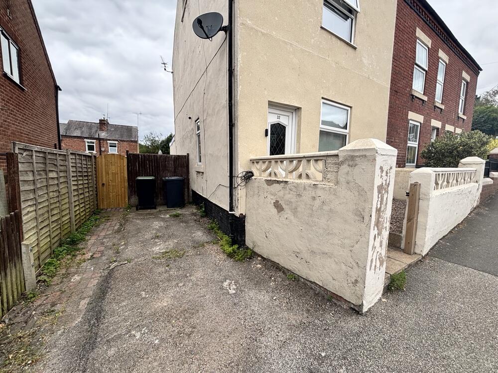 Photo of 32 Church Street, Eastwood, Nottingham NG16 3HS